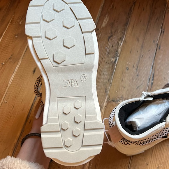 Zara Girls winter boots - Picture 5 of 5